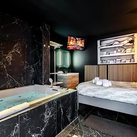 Refuge Des Amoureux-jacuzzi Sauna-climatisation * Truchtersheim