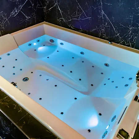 Διαμέρισμα Refuge Des Amoureux-jacuzzi Sauna-climatisation *